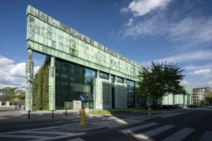 Gmach Biblioteki Uniwersyteckiej w Warszawie. Źródło: Biuro Promocji UW.